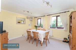 Dining Room- click for photo gallery